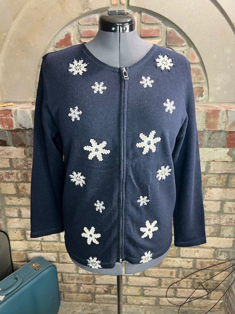 cardigan sweater zip front snowflake